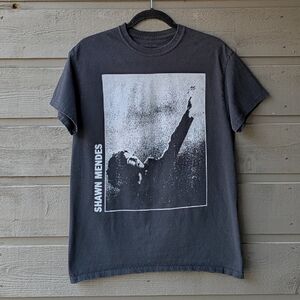 Shawn Mendes Black & White Photograph T-Shirt Unisex Size Medium